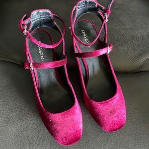 Maroon Burgundy Suede Shows